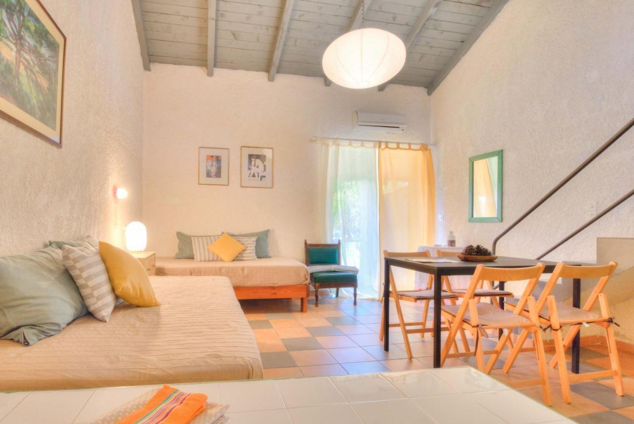אצ'ארבי Lefkes Apartments מראה חיצוני תמונה