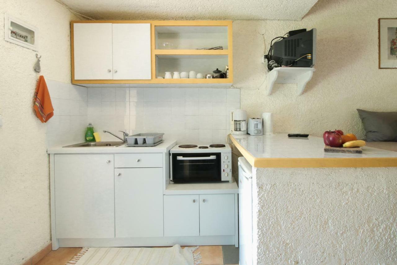 אצ'ארבי Lefkes Apartments מראה חיצוני תמונה