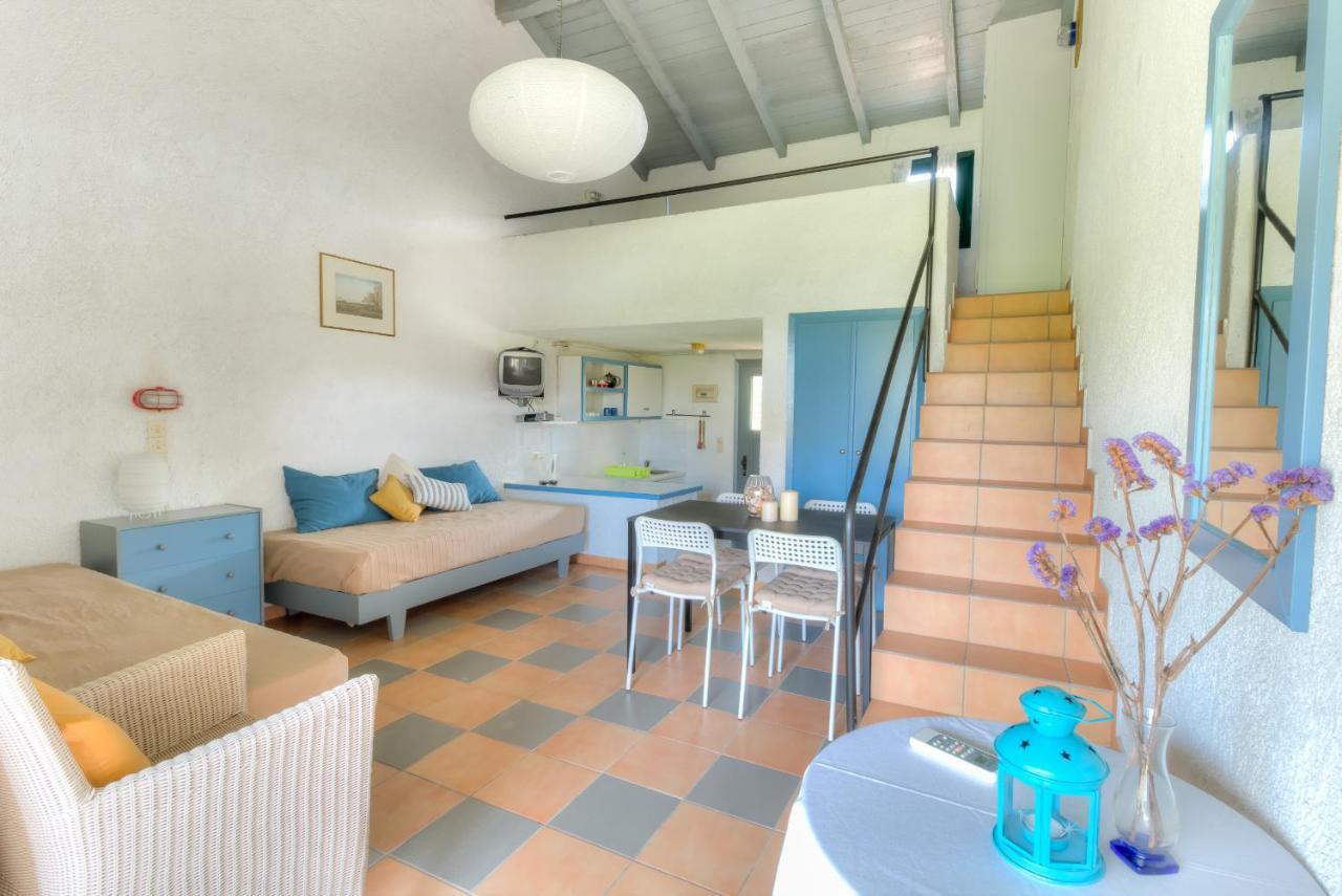 אצ'ארבי Lefkes Apartments מראה חיצוני תמונה