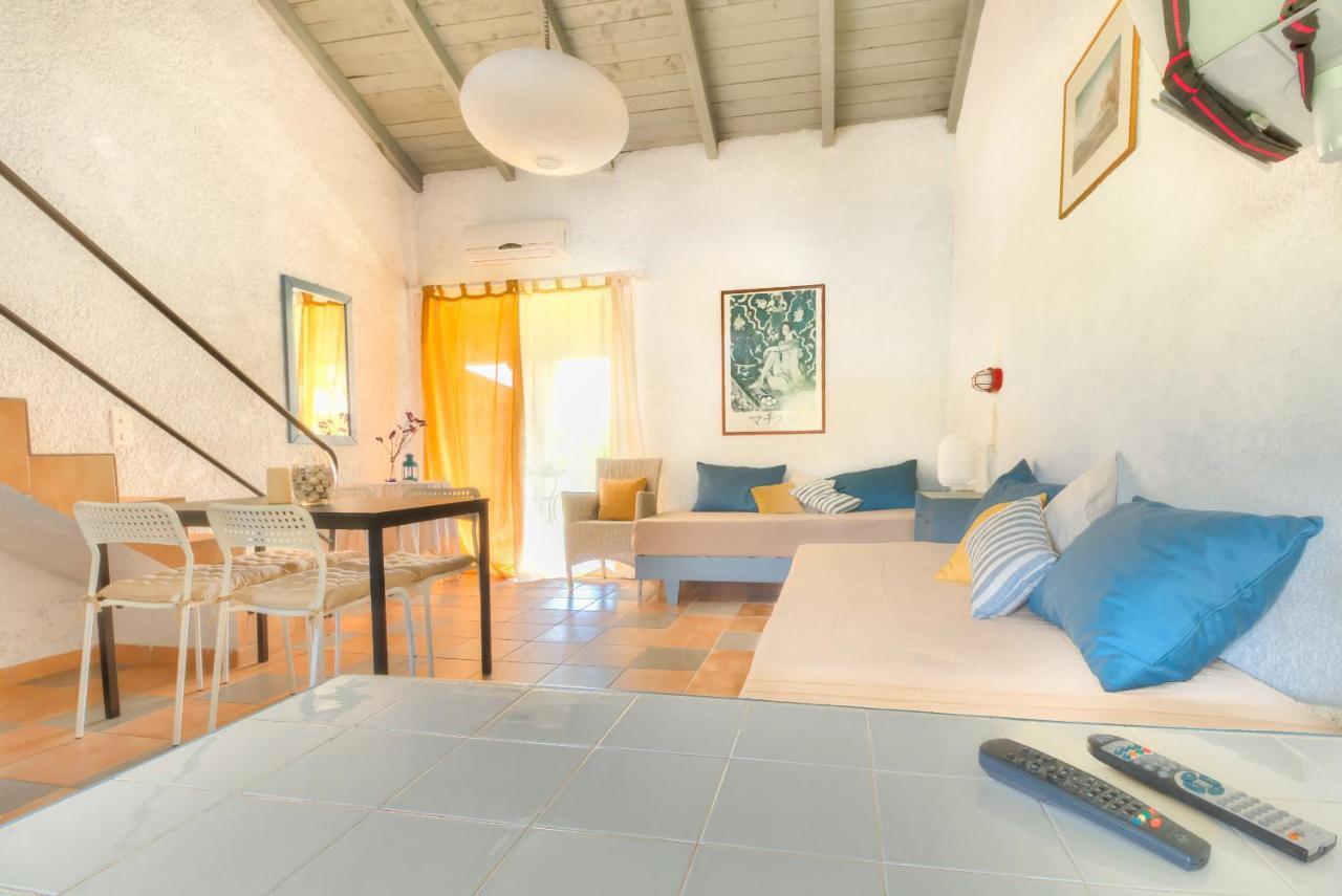 אצ'ארבי Lefkes Apartments מראה חיצוני תמונה